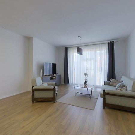 Shon Apartment Old Town Bratislava Luaran gambar