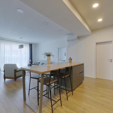 Shon Apartment Old Town Bratislava Luaran gambar