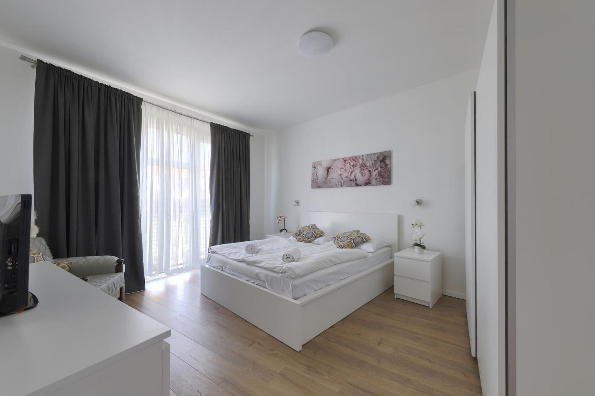Shon Apartment Old Town Bratislava Luaran gambar