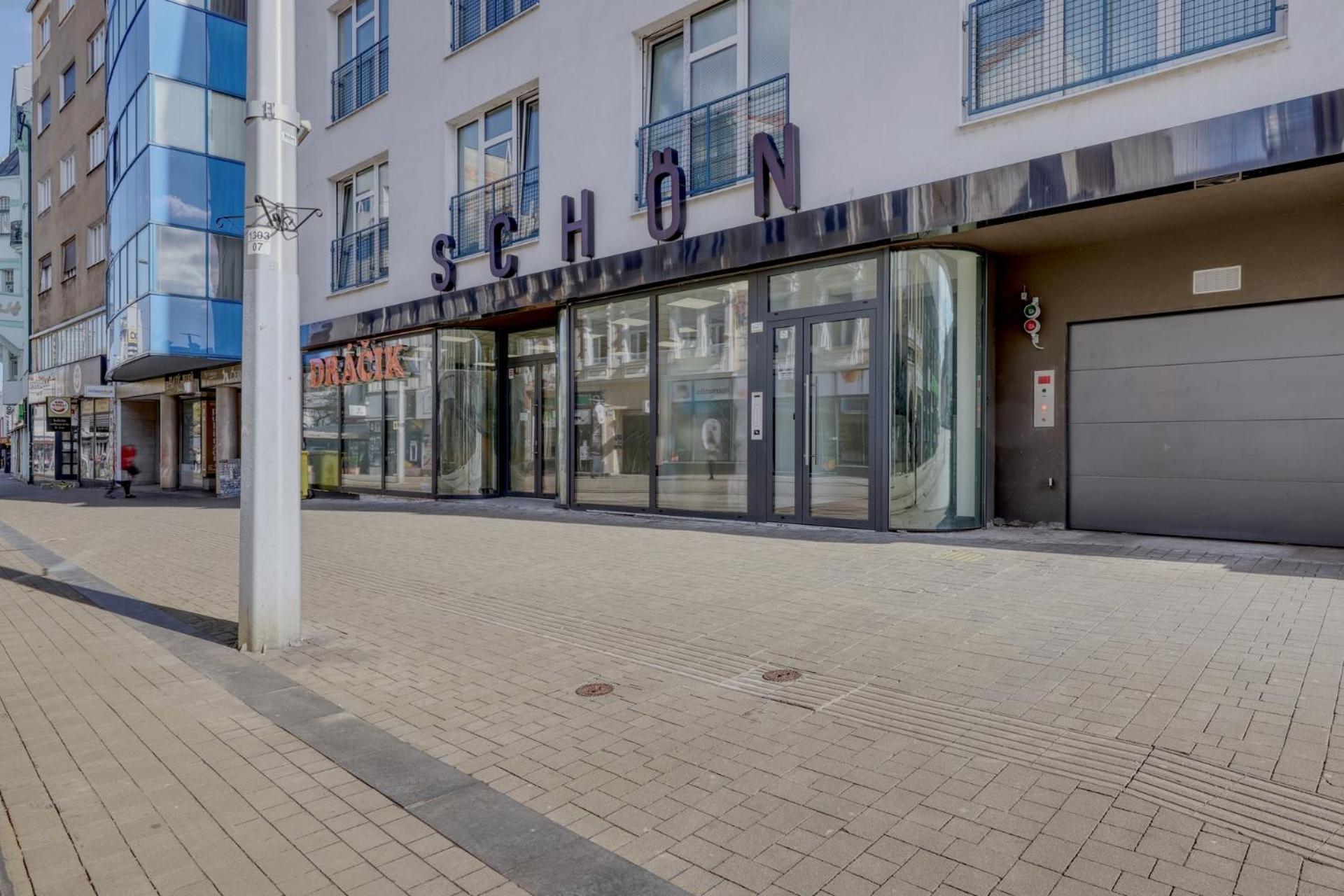 Shon Apartment Old Town Bratislava Luaran gambar